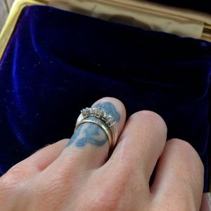 Sterling Silver engaging ring with 5 false diamonds
